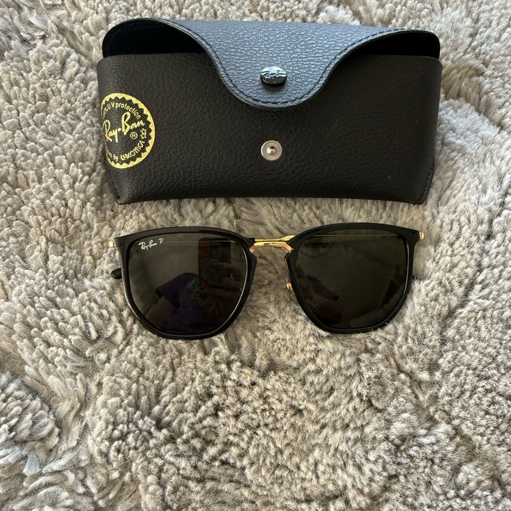 Ray-Ban Classic Black and Gold Sunglasses